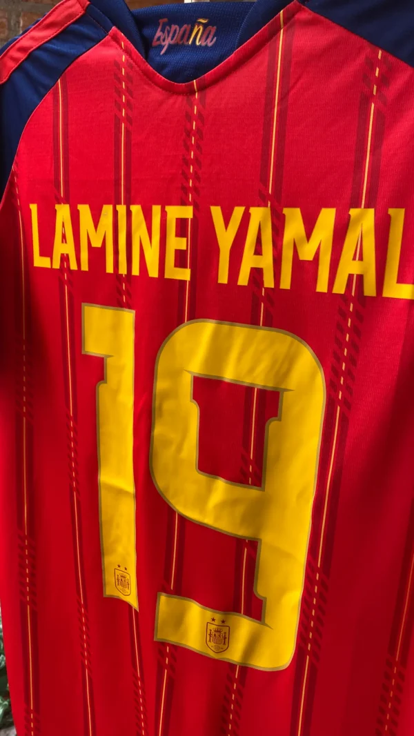 2026 España casa Lamine Yamal