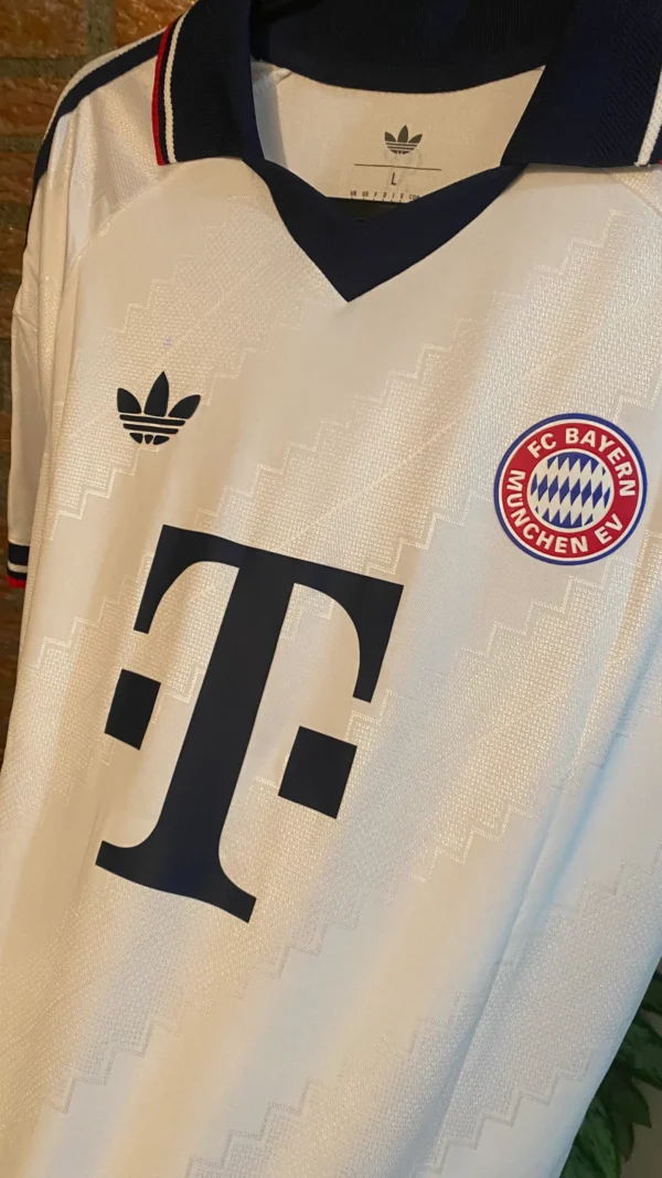 26/27 Bayer Munich Olise
