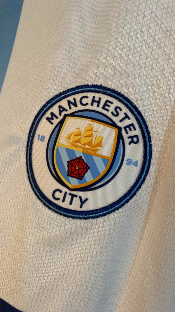 26/27 Manchester City visita