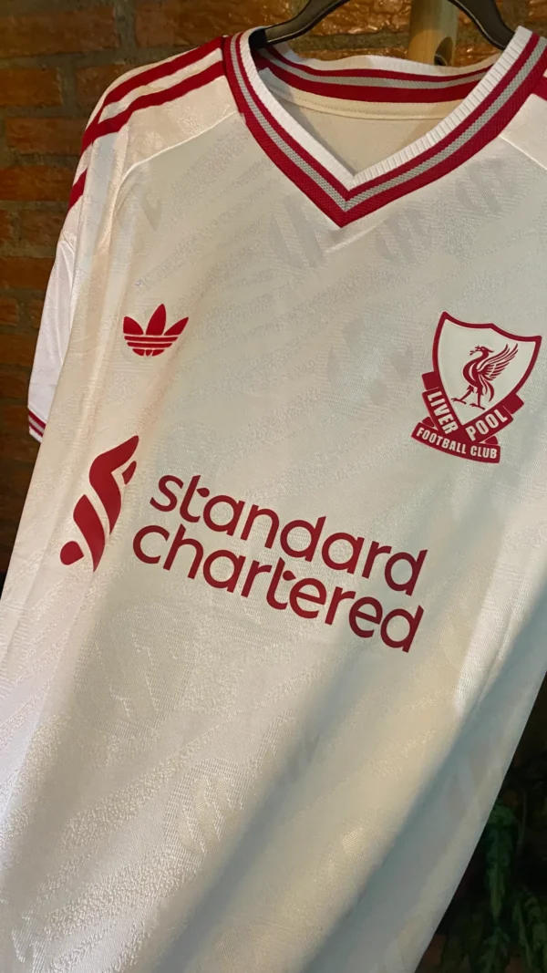 26/27 Liverpool visita