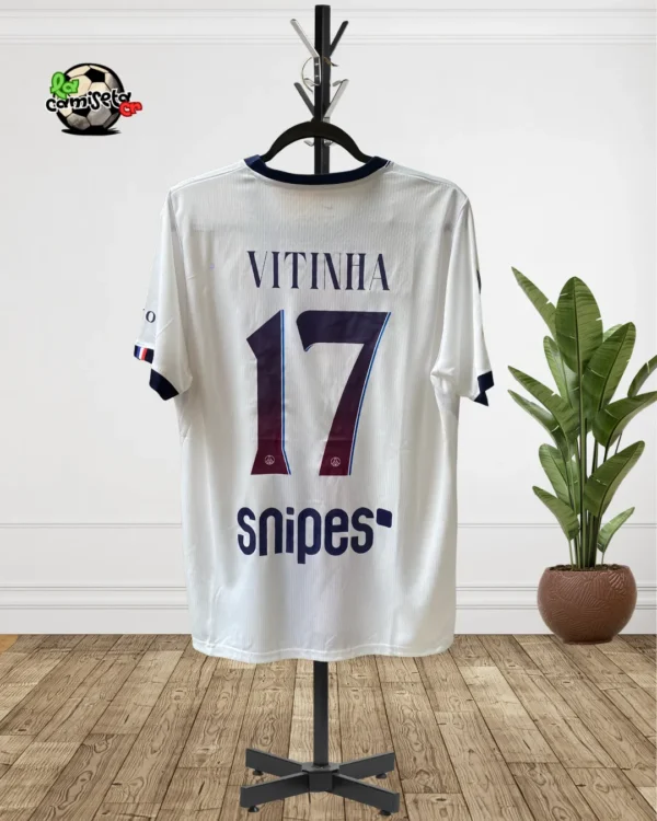 26/27 PSG visita Vitinha
